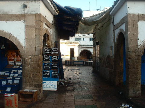 maroc-essaouira-medina-magasin-epiceJPG