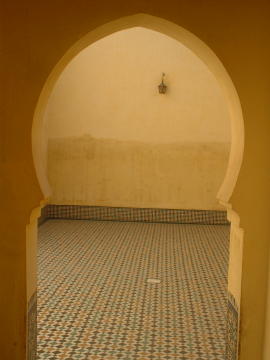 maroc-porte-interieur-jaune